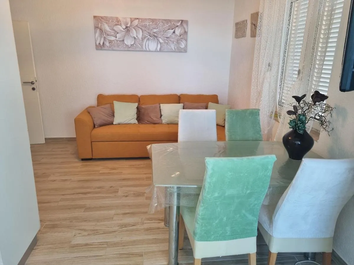 Olivio Apartment Novi Vinodolski
