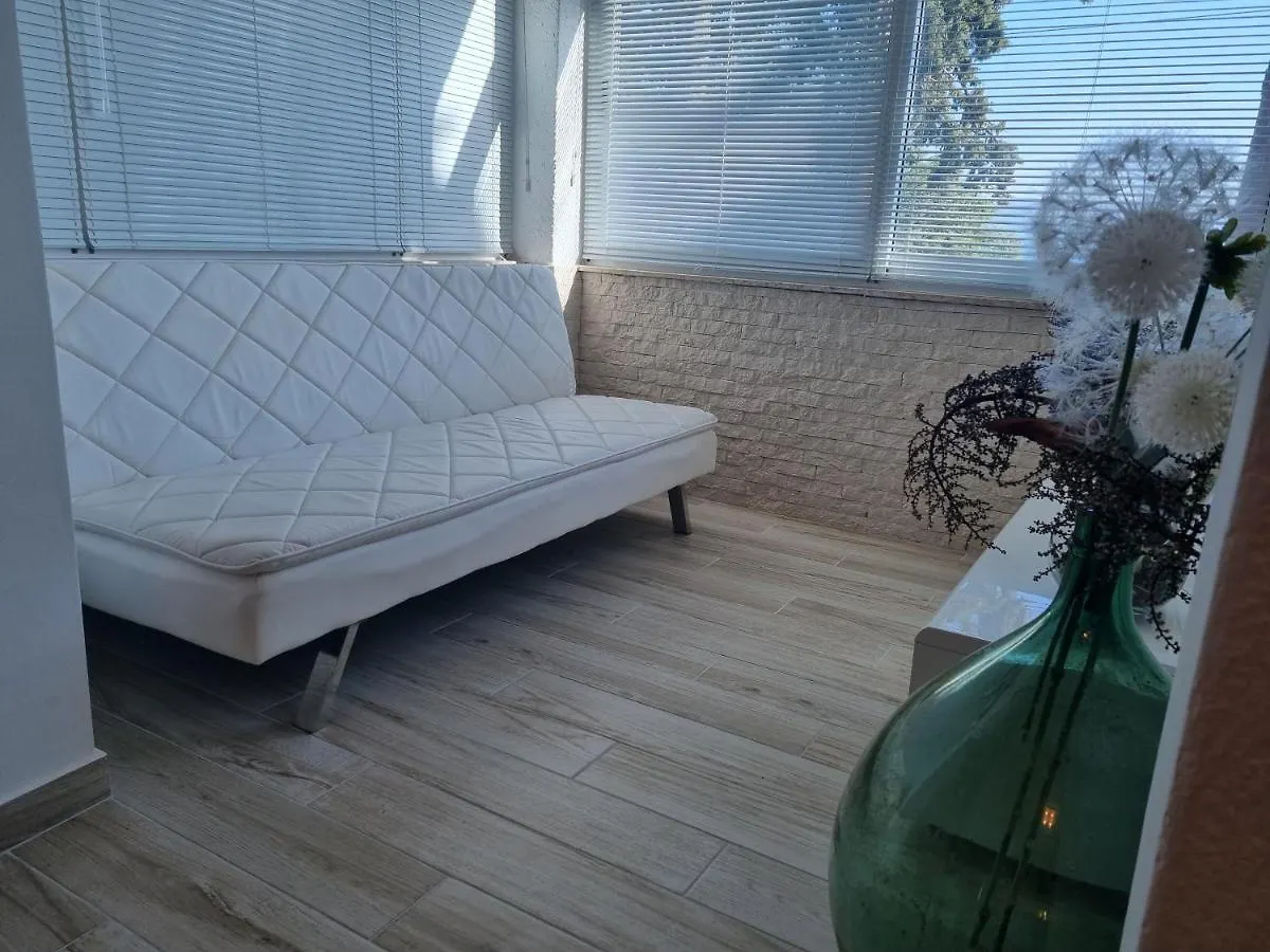 Olivio Apartment Novi Vinodolski 0*,  Croatia